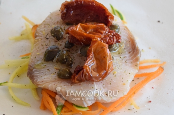 Положить вяленые помидоры