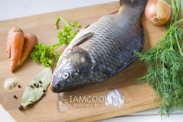 Ингредиенты для заливного из карпа