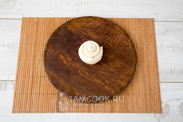 Улитка из теста