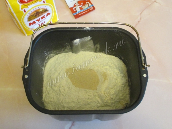 Добавить дрожжи