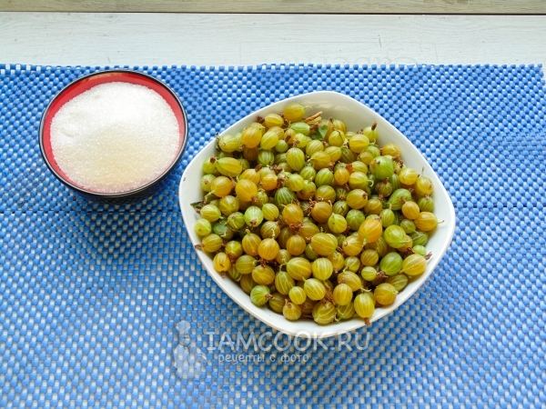 Ингредиенты для крыжовника, перетёртого с сахаром на зиму