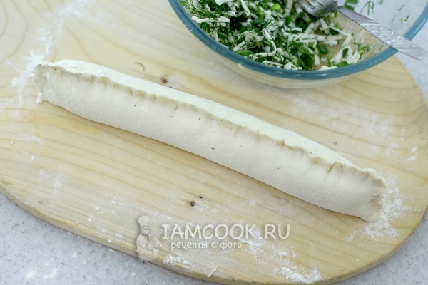 Соединить края теста