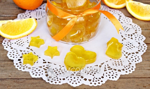 Готовый апельсиновой мармелад