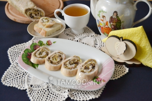 Фото куриного рулета в духовке