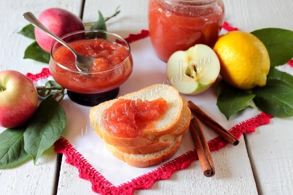 Яблочное варенье в мультиварке