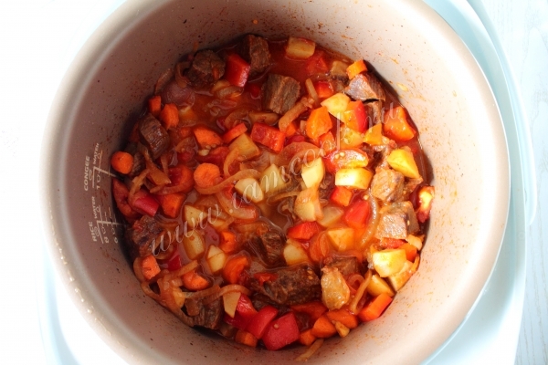 Тушим овощи с мясом