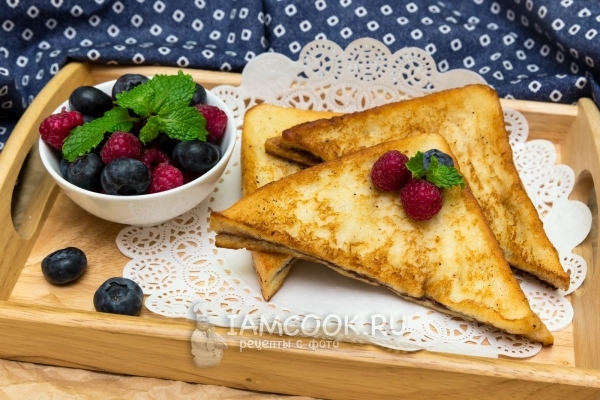 Гренки с шоколадно-ореховой пастой