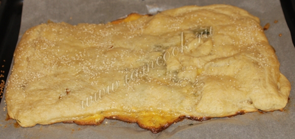 Фото готового лукового пирога