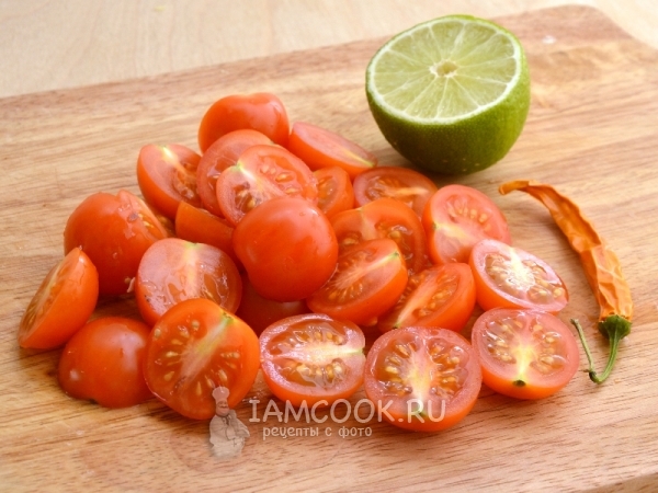 Порезать помидоры