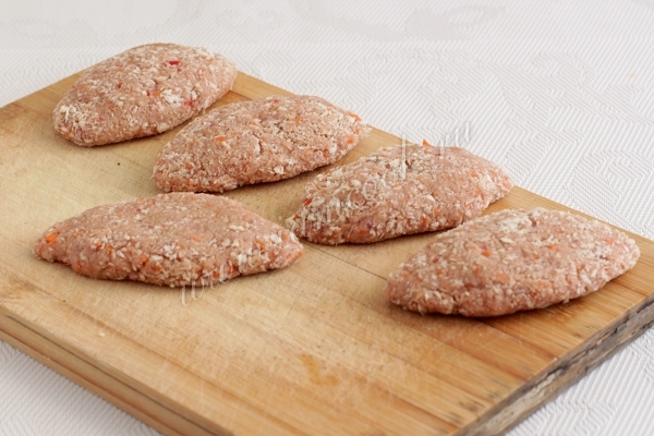Котлеты из мяса и овощей