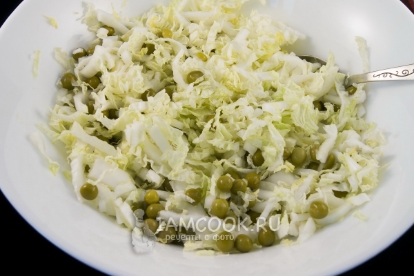 Перемешать салат