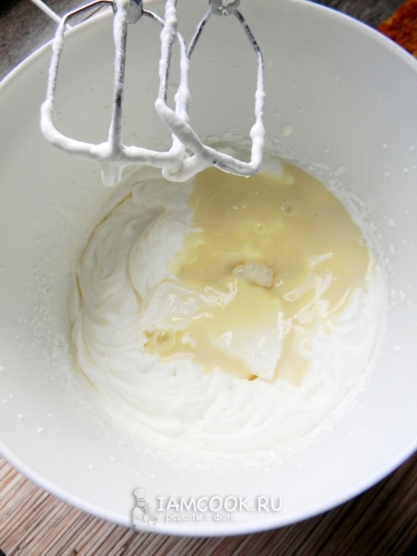 Добавить сыр и сгущенку