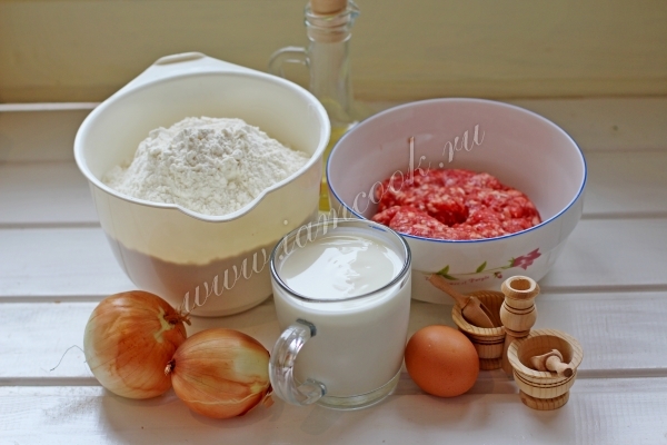 Ингредиенты для чебуреков на кефире
