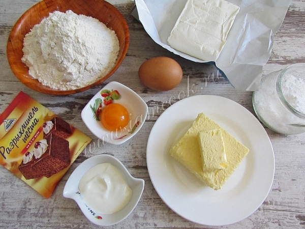 Ингредиенты для сочников с творогом