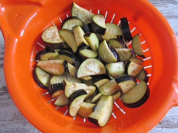 Баклажаны промыть