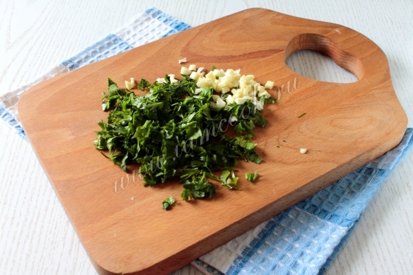 Зелень и чеснок