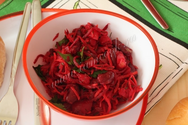 Салат со свеклой и фасолью