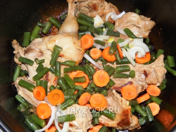 Добавить овощи к кролику