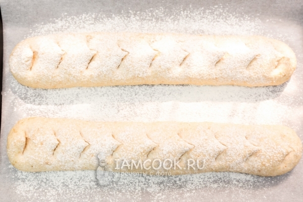Багеты с мукой