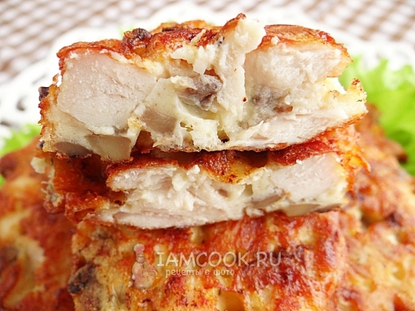 Куриные котлеты с сыром и грибами