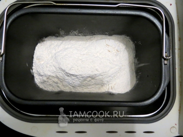 Всыпать муку