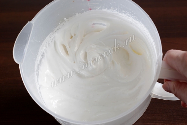 белки с сахарной пудрой