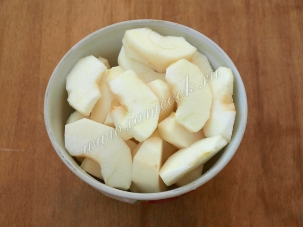 Яблоки очищенные