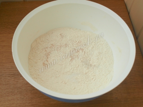 Мука с сахаром