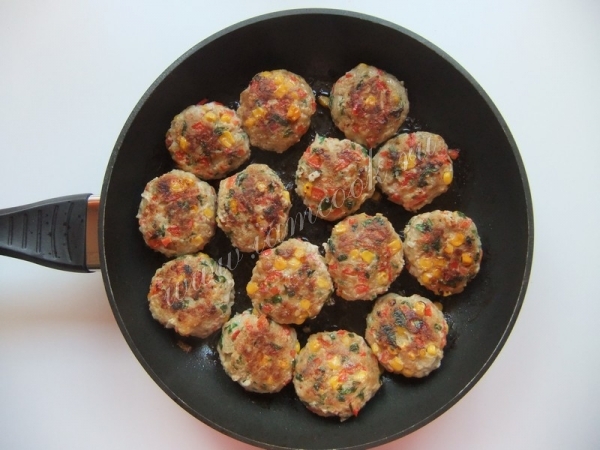 Жарим котлеты по-мексикански