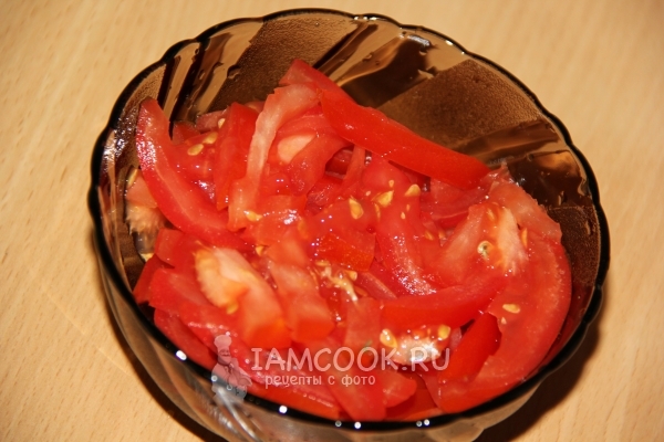 Порезать помидоры