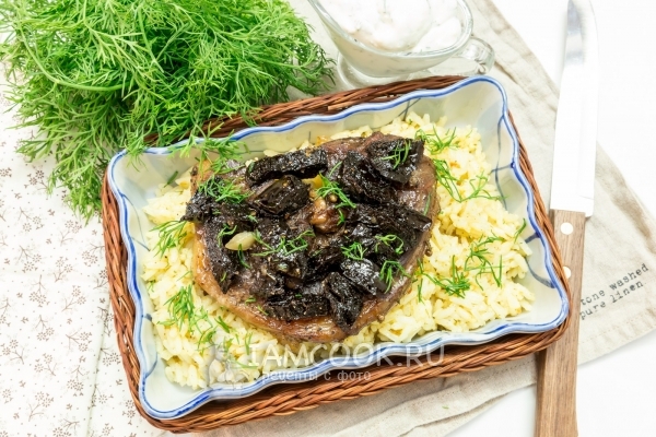 Фото баранины с черносливом в духовке