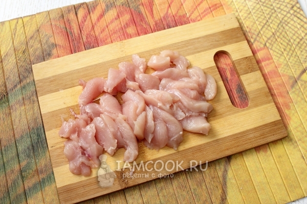 Порезать куриное филе