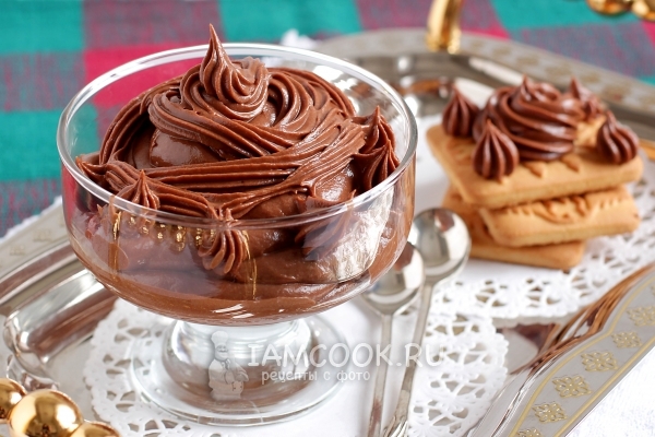 Фото крема для торта из сгущенного молока