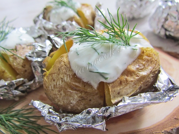 Картофель со сметанным соусом