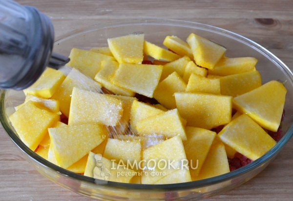 Посыпать сахаром