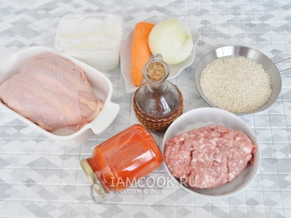 Ингредиенты для ёжиков из фарша с рисом