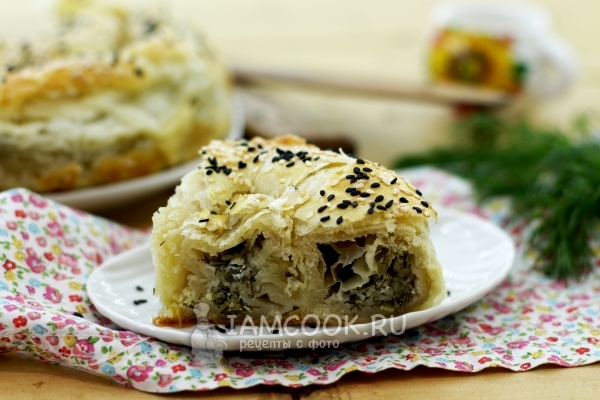 Рецепт пирога с брынзой из слоёного теста