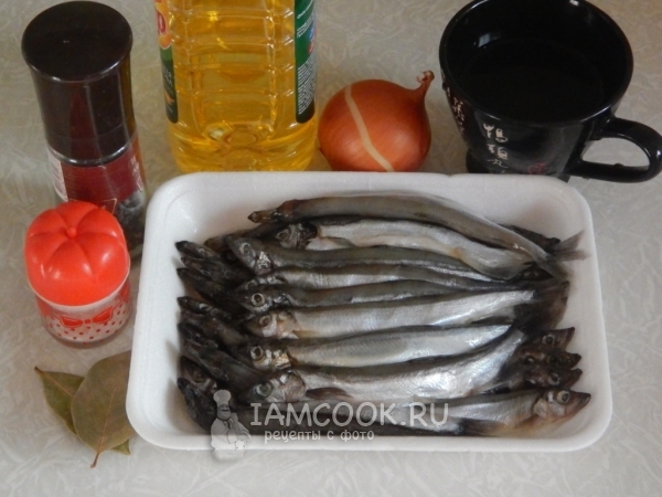 Ингредиенты для тушения мойвы