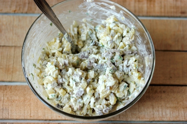 Салат со свиной печенью, фото