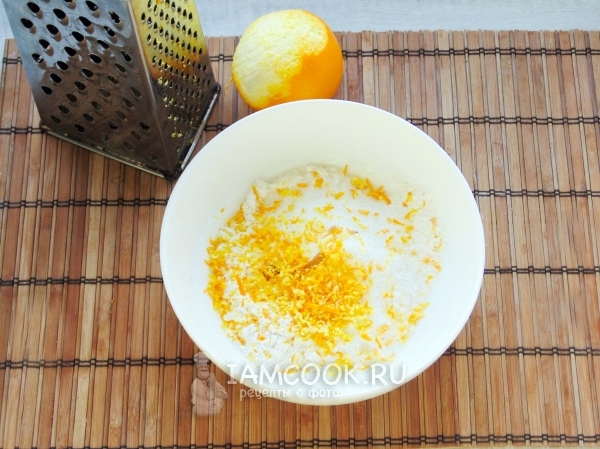 Смешать муку, сахар, цедру
