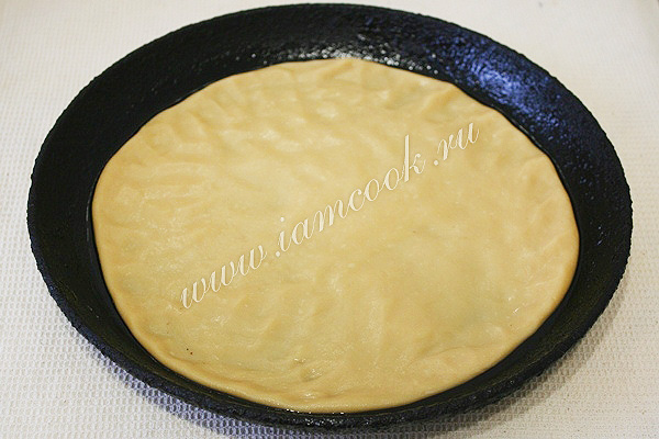 Тесто в форме