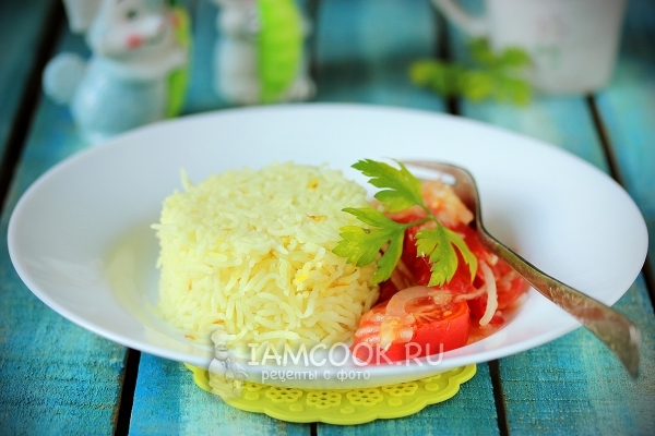 Фото шафранового риса в мультиварке