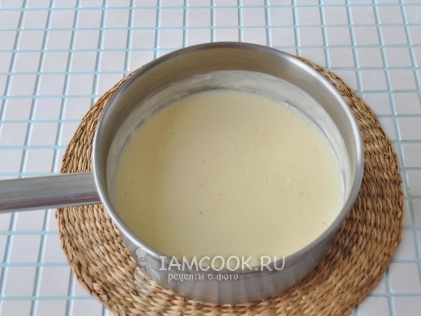 Нагреть молоко с мукой