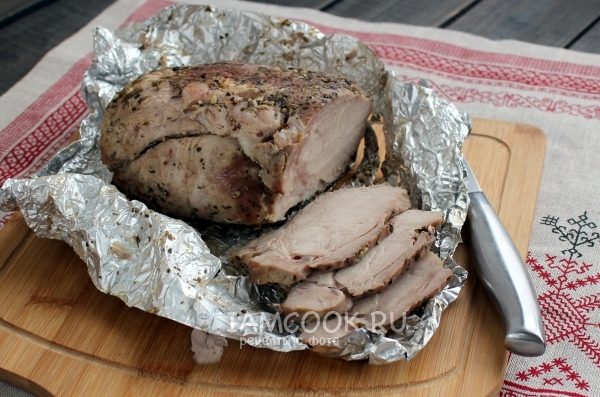 Фото свинины в фольге в мультиварке