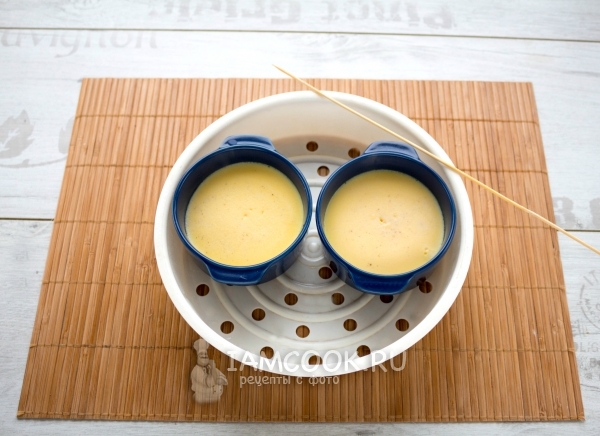 Проверить готовность крема шпажкой