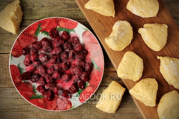 Вишня размороженная