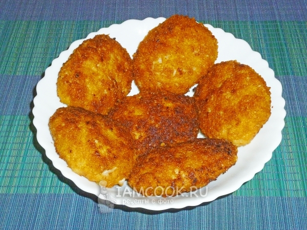 Готовые котлеты из свинины с капустой