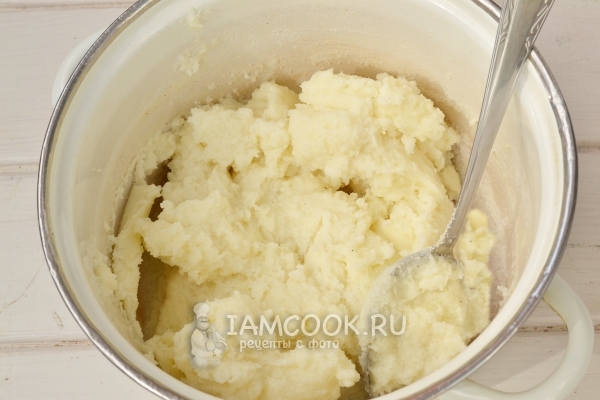 Сварить манную кашу