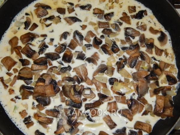 Влить сливки