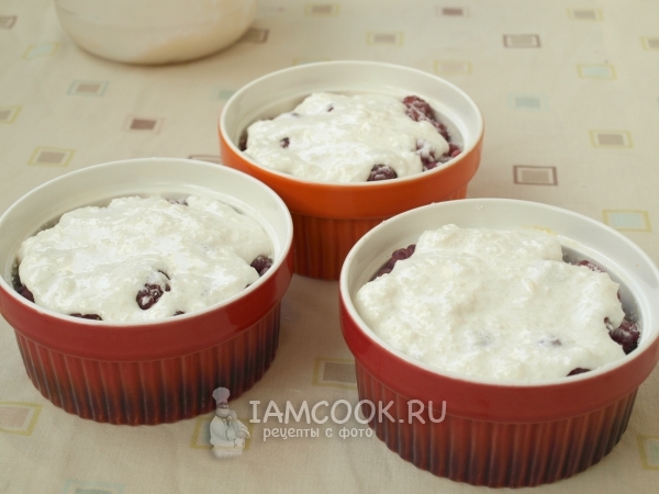 Покрыть малину белками